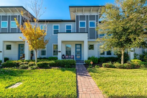 Touwnhouse à vendre à Orlando, Floride: 3 chambres, 183.02 m2 № 1572549 - photo 1