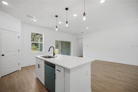 Villa ou maison à vendre à Citrus Springs, Floride: 4 chambres, 147.44 m2 № 2388710 - photo 5