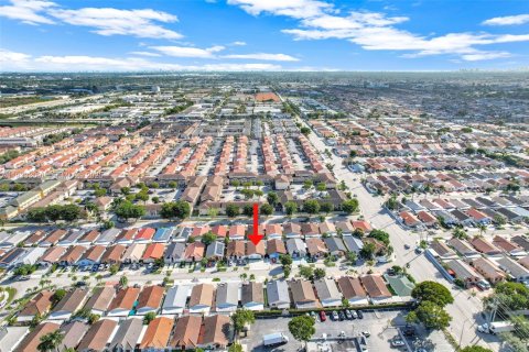 Купить виллу или дом в Хайалиа, Флорида 4 спальни, 134.89м2, № 1994761 - фото 5