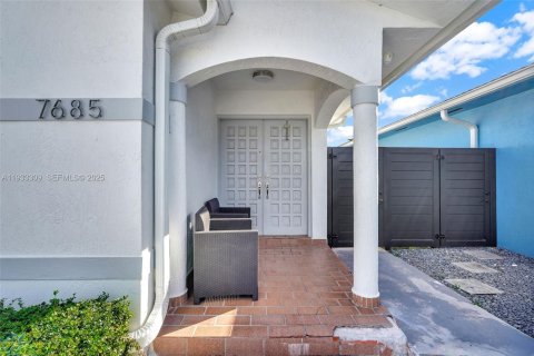 Купить виллу или дом в Хайалиа, Флорида 4 спальни, 134.89м2, № 1994761 - фото 20