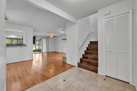 Condo in Lake Mary, Florida, 2 bedrooms  № 1778314 - photo 3