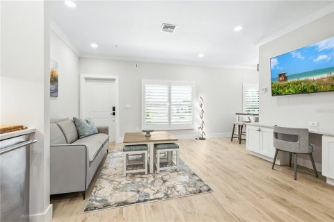 Condo in Sarasota, Florida, 2 bedrooms № 2212544 - photo 12