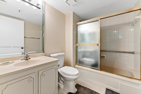 Купить кондоминиум в Делрей-Бич, Флорида 1 спальня, 85.93м2, № 2010214 - фото 11