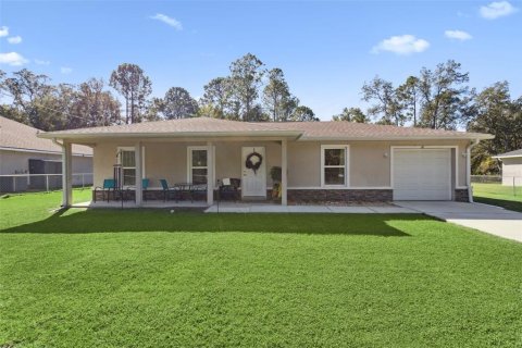 Villa ou maison à Ocklawaha, Floride 3 chambres, 97.83 m2 № 2148059