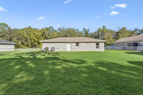 Villa ou maison à vendre à Ocklawaha, Floride: 3 chambres, 97.83 m2 № 2148059 - photo 20