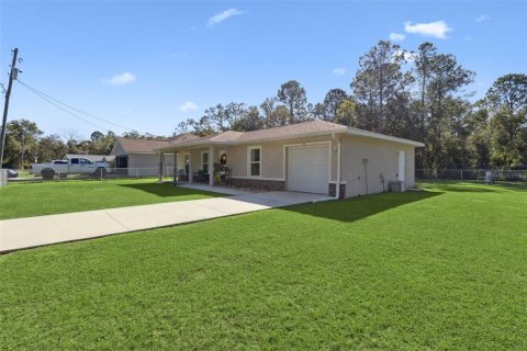 Villa ou maison à vendre à Ocklawaha, Floride: 3 chambres, 97.83 m2 № 2148059 - photo 4