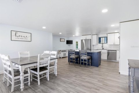 Villa ou maison à vendre à Port Charlotte, Floride: 3 chambres, 133.04 m2 № 2303364 - photo 7