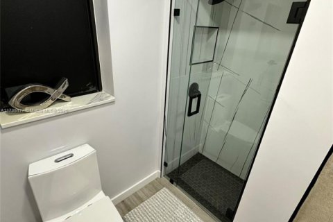 Villa ou maison à louer à Hollywood, Floride: 1 chambre, 37.16 m2 № 1729618 - photo 17