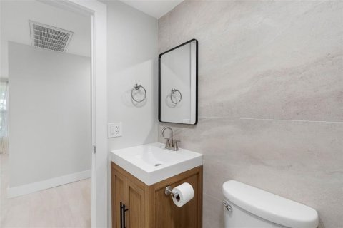 Villa ou maison à vendre à Largo, Floride: 3 chambres, 83.89 m2 № 2345312 - photo 25