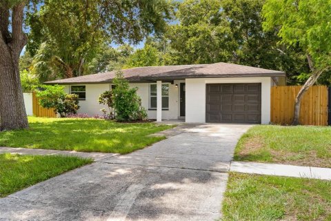 Villa ou maison à vendre à Largo, Floride: 3 chambres, 83.89 m2 № 2345312 - photo 3