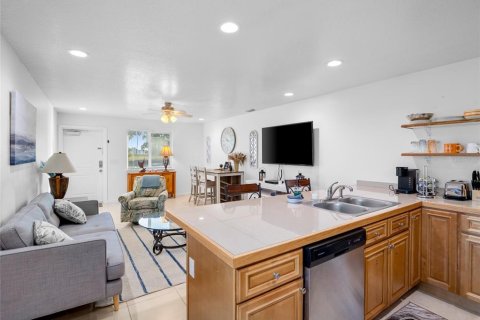 Casa en venta en Cocoa, Florida, 4 dormitorios, 219.06 m2 № 2094483 - foto 18