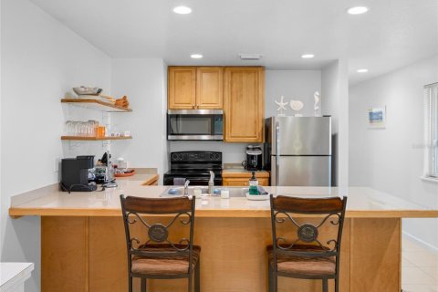 Casa en venta en Cocoa, Florida, 4 dormitorios, 219.06 m2 № 2094483 - foto 17