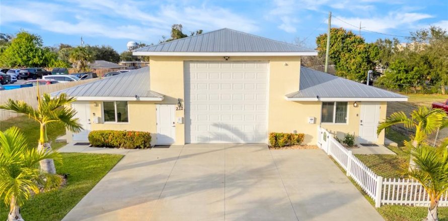 Casa en Cocoa, Florida 4 dormitorios, 219.06 m2 № 2094483