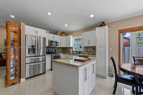 Купить виллу или дом в Хайалиа, Флорида 3 спальни, 152.92м2, № 1768181 - фото 8