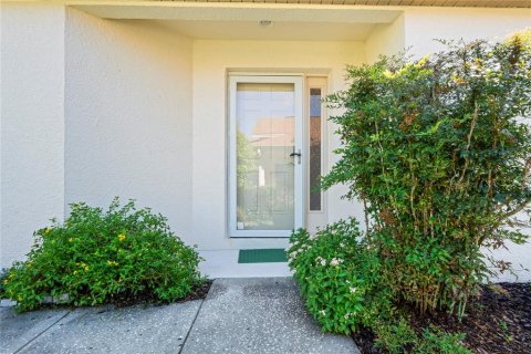 Casa en venta en Spring Hill, Florida, 2 dormitorios, 139.26 m2 № 1884628 - foto 3