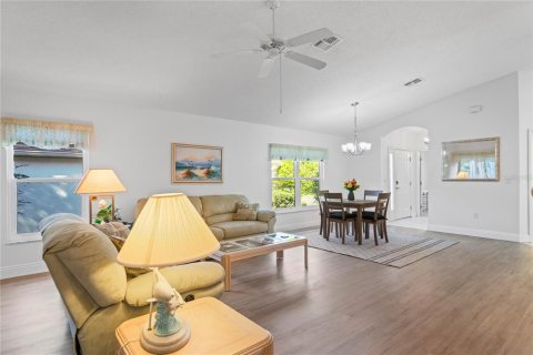 Casa en venta en Spring Hill, Florida, 2 dormitorios, 139.26 m2 № 1884628 - foto 8