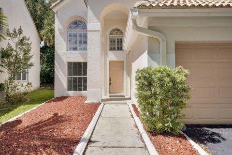 House in Coral Springs, Florida 3 bedrooms, 162.86 sq.m. № 2083784 - photo 30