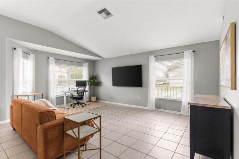 Villa ou maison à louer à Wesley Chapel, Floride: 3 chambres, 173.82 m2 № 2386371 - photo 22