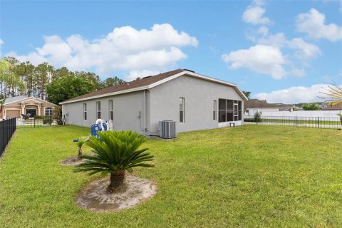 Villa ou maison à louer à Wesley Chapel, Floride: 3 chambres, 173.82 m2 № 2386371 - photo 17