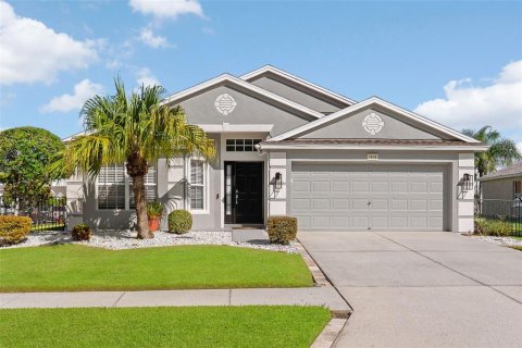 Villa ou maison à Wesley Chapel, Floride 3 chambres, 173.82 m2 № 2386371