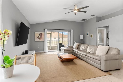 Villa ou maison à louer à Wesley Chapel, Floride: 3 chambres, 173.82 m2 № 2386371 - photo 6