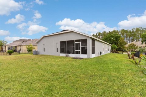 Villa ou maison à louer à Wesley Chapel, Floride: 3 chambres, 173.82 m2 № 2386371 - photo 16