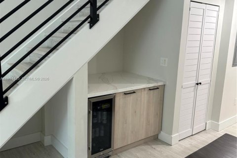 Снять в аренду кондоминиум в Майами, Флорида 1 спальня, 73.39м2, № 2064719 - фото 5