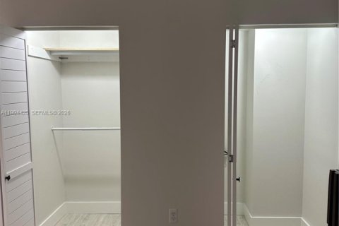 Снять в аренду кондоминиум в Майами, Флорида 1 спальня, 73.39м2, № 2064719 - фото 21