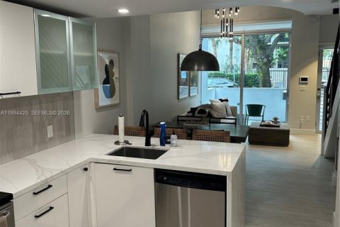 Снять в аренду кондоминиум в Майами, Флорида 1 спальня, 73.39м2, № 2064719 - фото 9