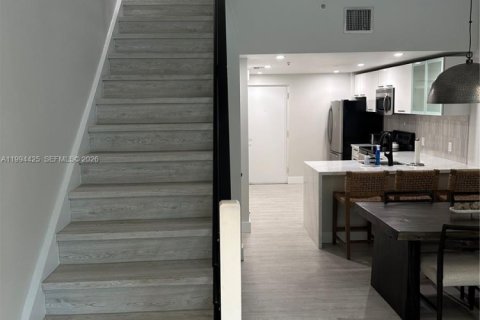 Снять в аренду кондоминиум в Майами, Флорида 1 спальня, 73.39м2, № 2064719 - фото 4