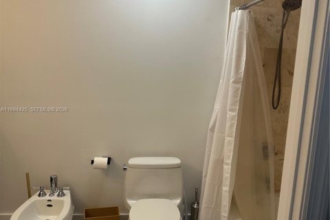 Снять в аренду кондоминиум в Майами, Флорида 1 спальня, 73.39м2, № 2064719 - фото 23