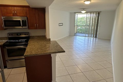 Appartement à louer à Doral, Floride: 1 chambre, 75.25 m2 № 1839237 - photo 1
