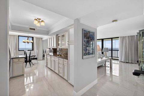 Condominio en Riviera Beach, Florida, 2 dormitorios  № 2267921