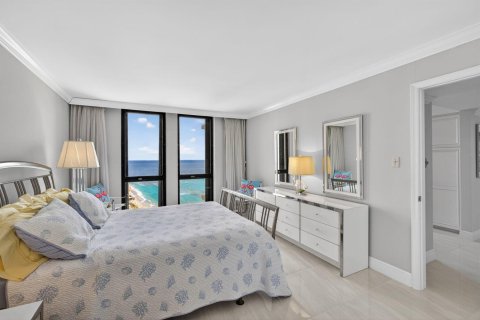 Condominio en venta en Riviera Beach, Florida, 2 dormitorios, 147.34 m2 № 2267921 - foto 19