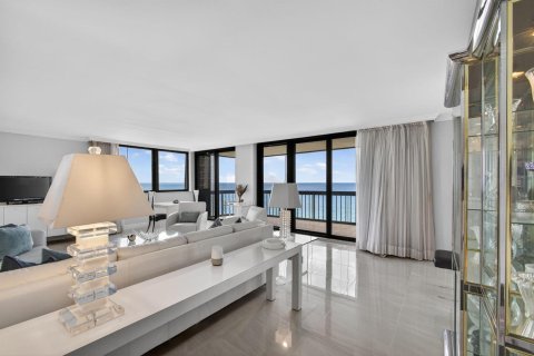 Condominio en venta en Riviera Beach, Florida, 2 dormitorios, 147.34 m2 № 2267921 - foto 4