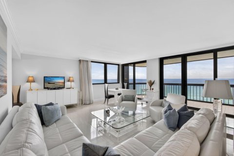Condominio en venta en Riviera Beach, Florida, 2 dormitorios, 147.34 m2 № 2267921 - foto 5