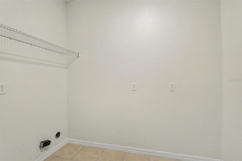 House in Orlando, Florida 3 bedrooms, 168.06 sq.m. № 2280282 - photo 12