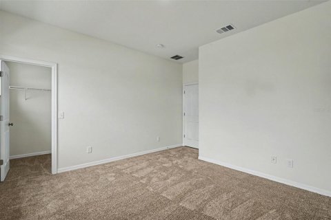 House in Orlando, Florida 3 bedrooms, 168.06 sq.m. № 2280282 - photo 5