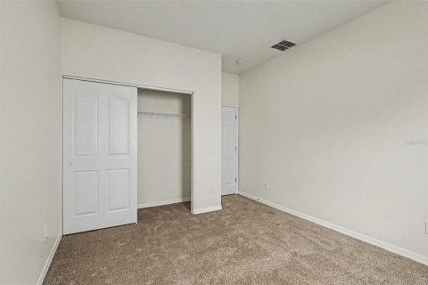 House in Orlando, Florida 3 bedrooms, 168.06 sq.m. № 2280282 - photo 11