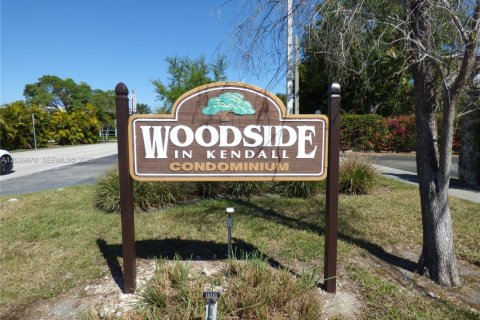 Condo in Miami, Florida, 1 bedroom  № 2087086 - photo 13