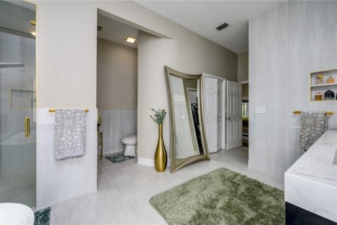 Villa ou maison à vendre à Wesley Chapel, Floride: 5 chambres, 400.32 m2 № 1915037 - photo 26
