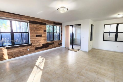 Купить таунхаус в Дорал, Флорида 4 спальни, 201.6м2, № 1952406 - фото 13