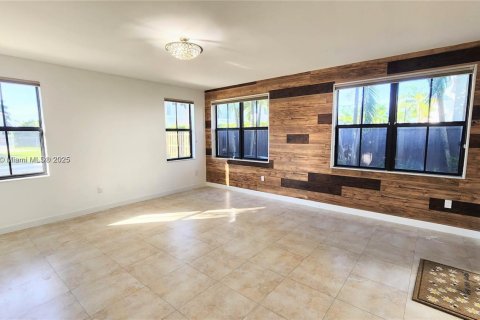 Купить таунхаус в Дорал, Флорида 4 спальни, 201.6м2, № 1952406 - фото 12