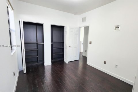 Купить таунхаус в Дорал, Флорида 4 спальни, 201.6м2, № 1952406 - фото 22