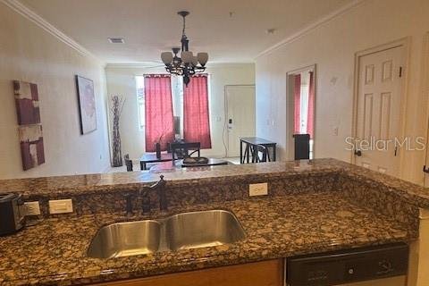 Townhouse in Davenport, Florida 4 bedrooms, 149.02 sq.m. № 1547861 - photo 13