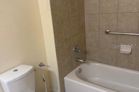 Townhouse in Davenport, Florida 4 bedrooms, 149.02 sq.m. № 1547861 - photo 22