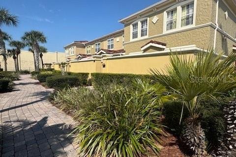 Townhouse in Davenport, Florida 4 bedrooms, 149.02 sq.m. № 1547861 - photo 2