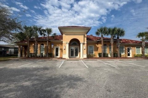 Townhouse in Davenport, Florida 4 bedrooms, 149.02 sq.m. № 1547861 - photo 9