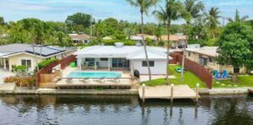 Villa ou maison à Fort Lauderdale, Floride 3 chambres, 197.6 m2 № 2315437