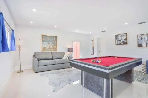 Villa ou maison à vendre à Fort Lauderdale, Floride: 3 chambres, 197.6 m2 № 2315437 - photo 5